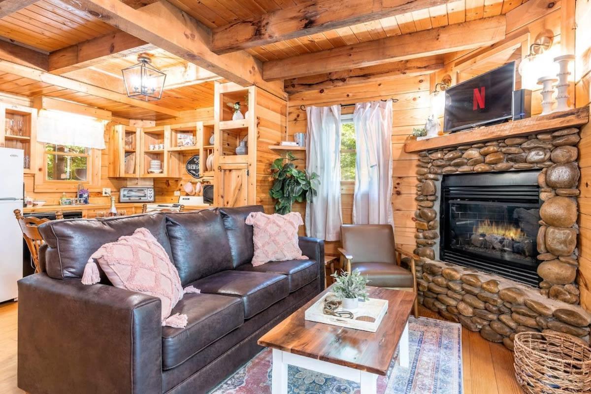Quaint & Secluded Near Dollywood With Bbq&Hot Tub Villa Pigeon Forge Exterior foto