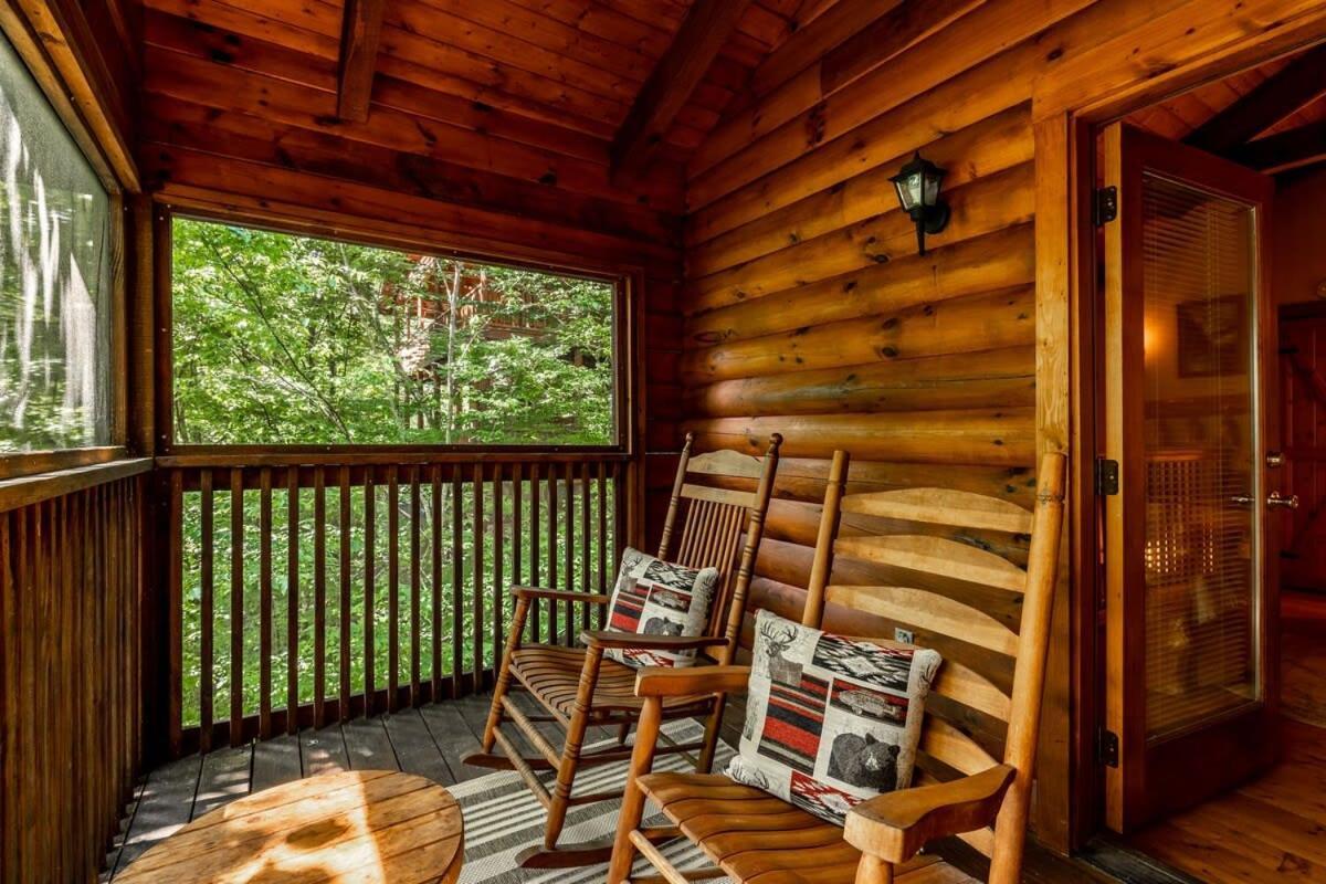 Quaint & Secluded Near Dollywood With Bbq&Hot Tub Villa Pigeon Forge Exterior foto